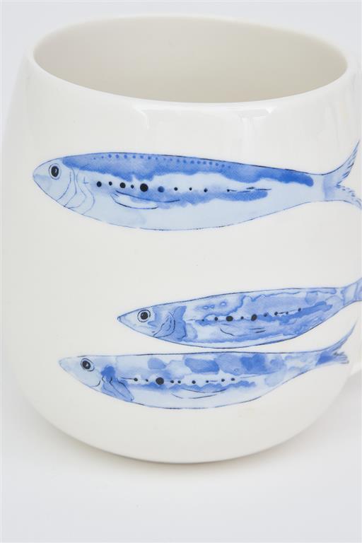 3 Fish Mug - Distinctly Living