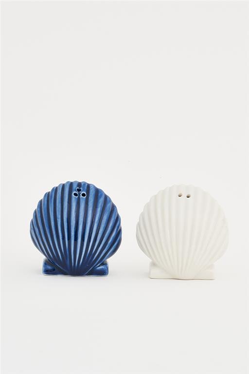 Clam Shell Salt & Pepper - Distinctly Living