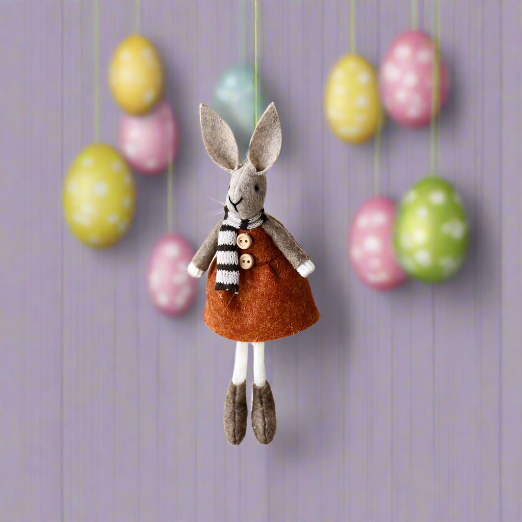 Hanging Rabbit - Distinctly Living