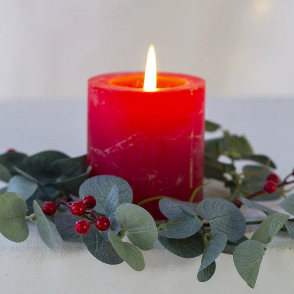 Red Berry & Eucalyptus Candle Ring - Distinctly Living